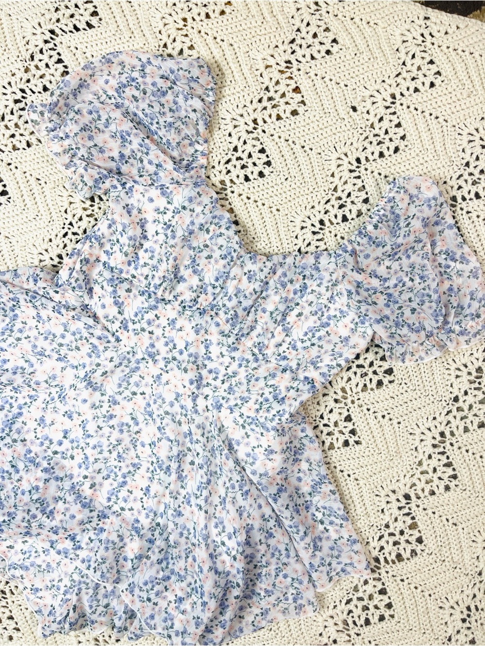 Stunning Floral Chiffon Off Shoulder Puff Sleeve Sweetheart Neckline Romper L